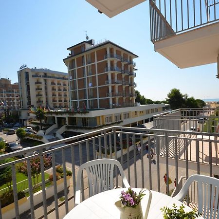 Smeralda Bibione Apartment Екстериор снимка